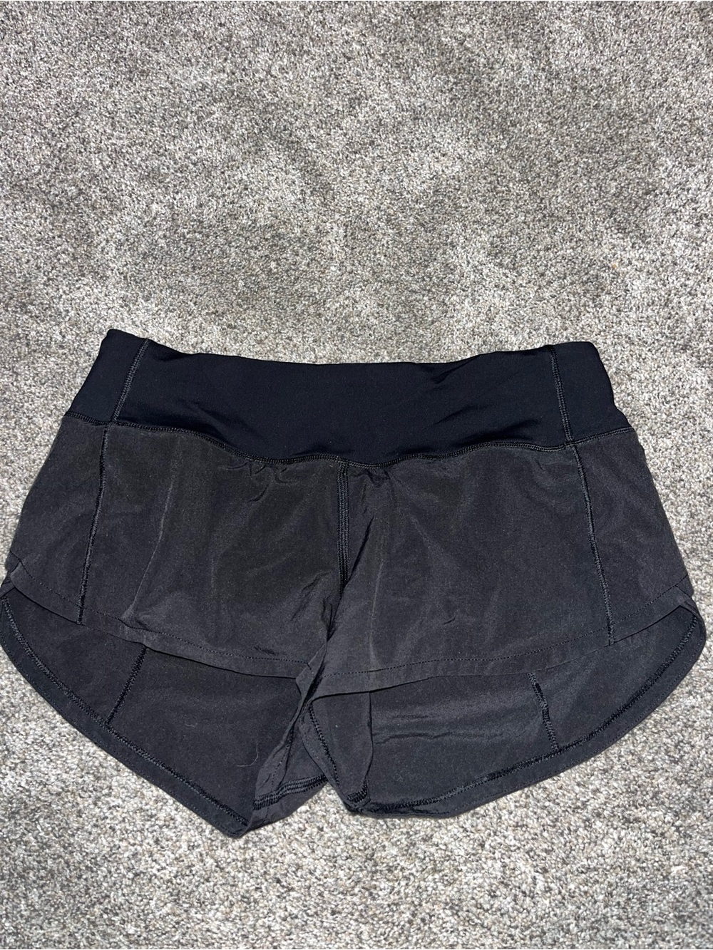 Lululemon Womens shorts size 2 2.5” inseam Black Lined Running Gym Euc